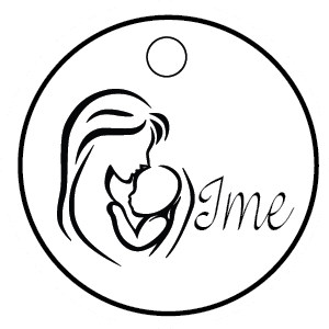 U majčinom naručju s imenom