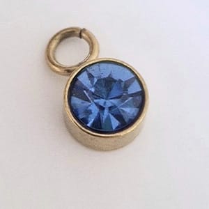 Kamen prema mjesecu rođenja, zlatni